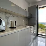 Seaview 3 Luxury Apartment Mamaia